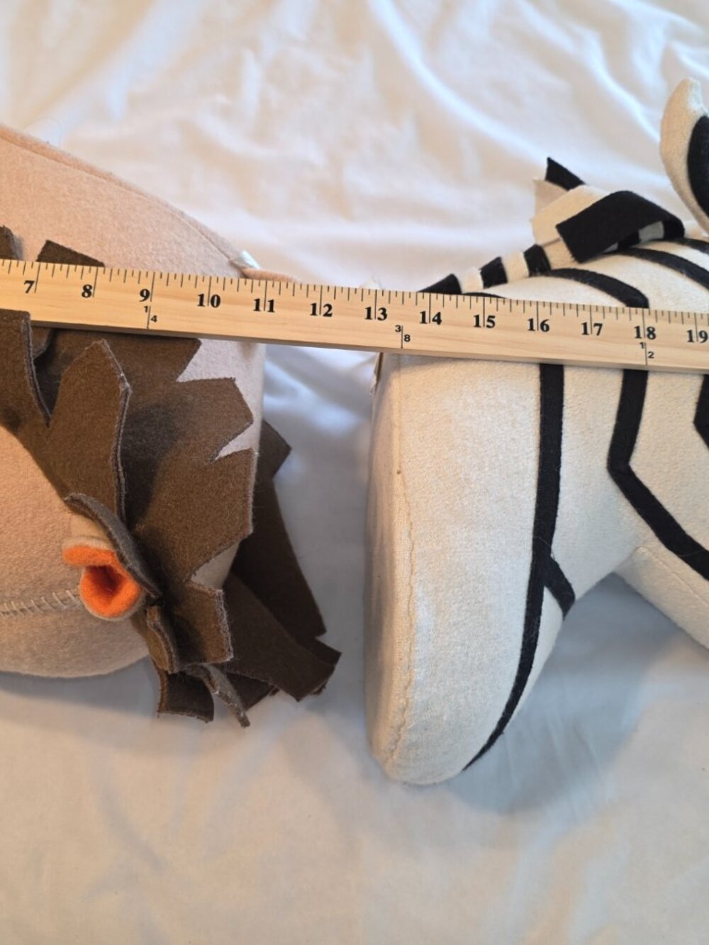 Pillowfort Decorations Unicorn Lion Zebra Wall Mount Standing Stuffed Animals - Picture 12 of 15